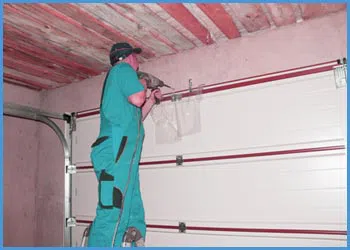 United Garage Door Leominster, MA 978-612-5048 - door-maintaince-15-05m